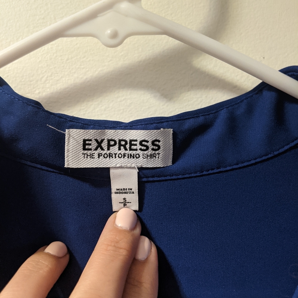 Express button down top - Picture 3 of 5